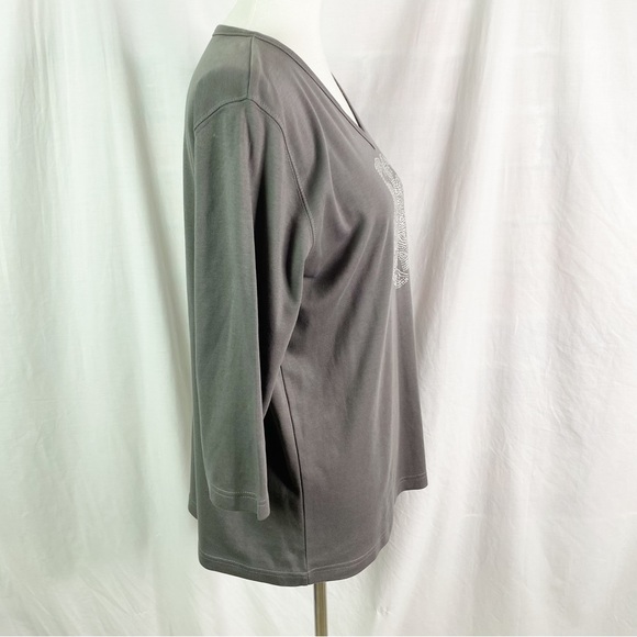 Isaac’s Designs Casuals Silver Metal Stud Rhinestone Cowboy Boots Gray Tee XL - Picture 2 of 7